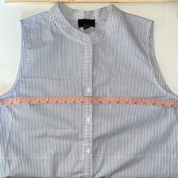 Lumiere white blue stripe Sleeveless Button up Blouse. NWT - Picture 10 of 11